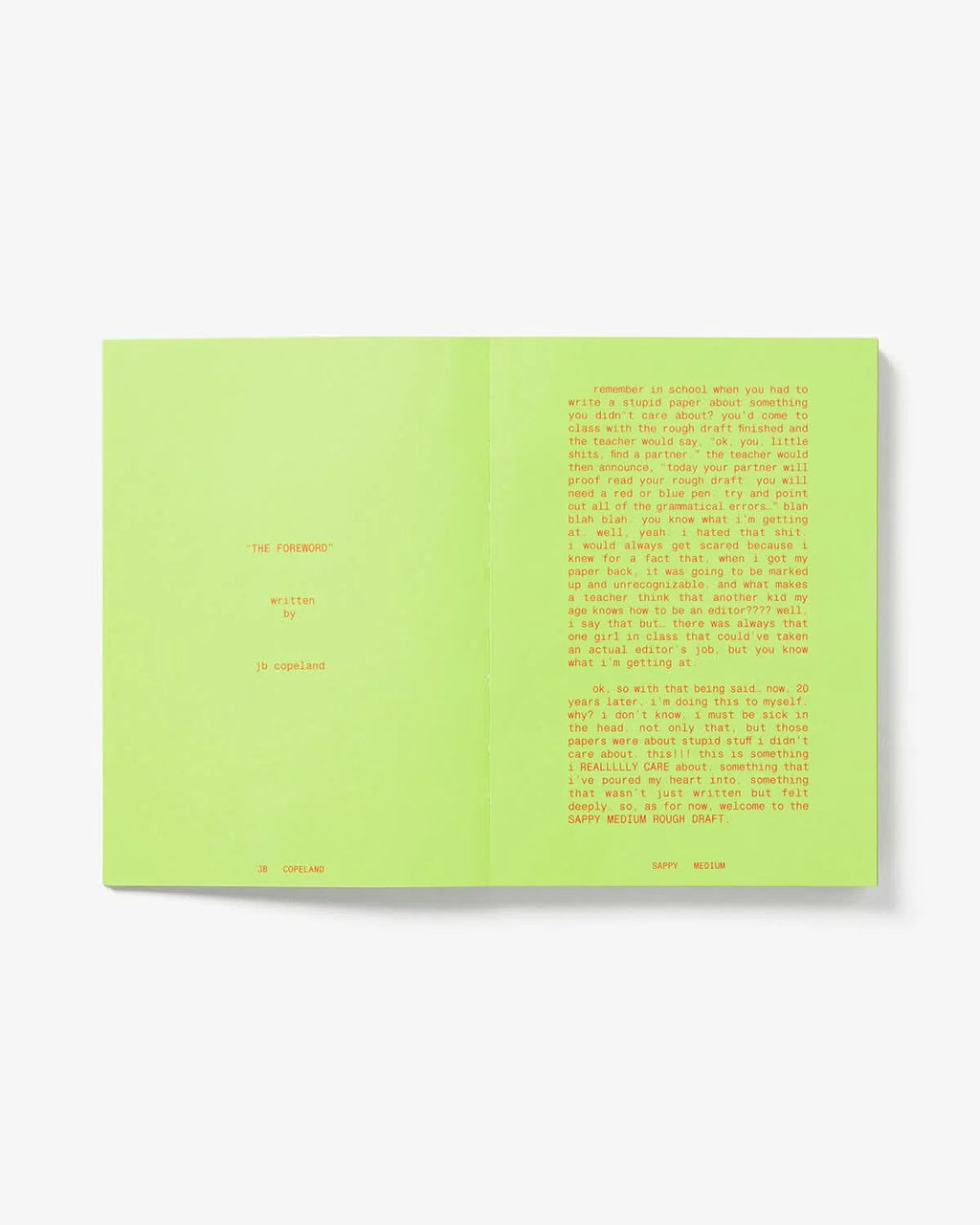 Intelligent Change Sappy Medium lifestyle view on a wooden table