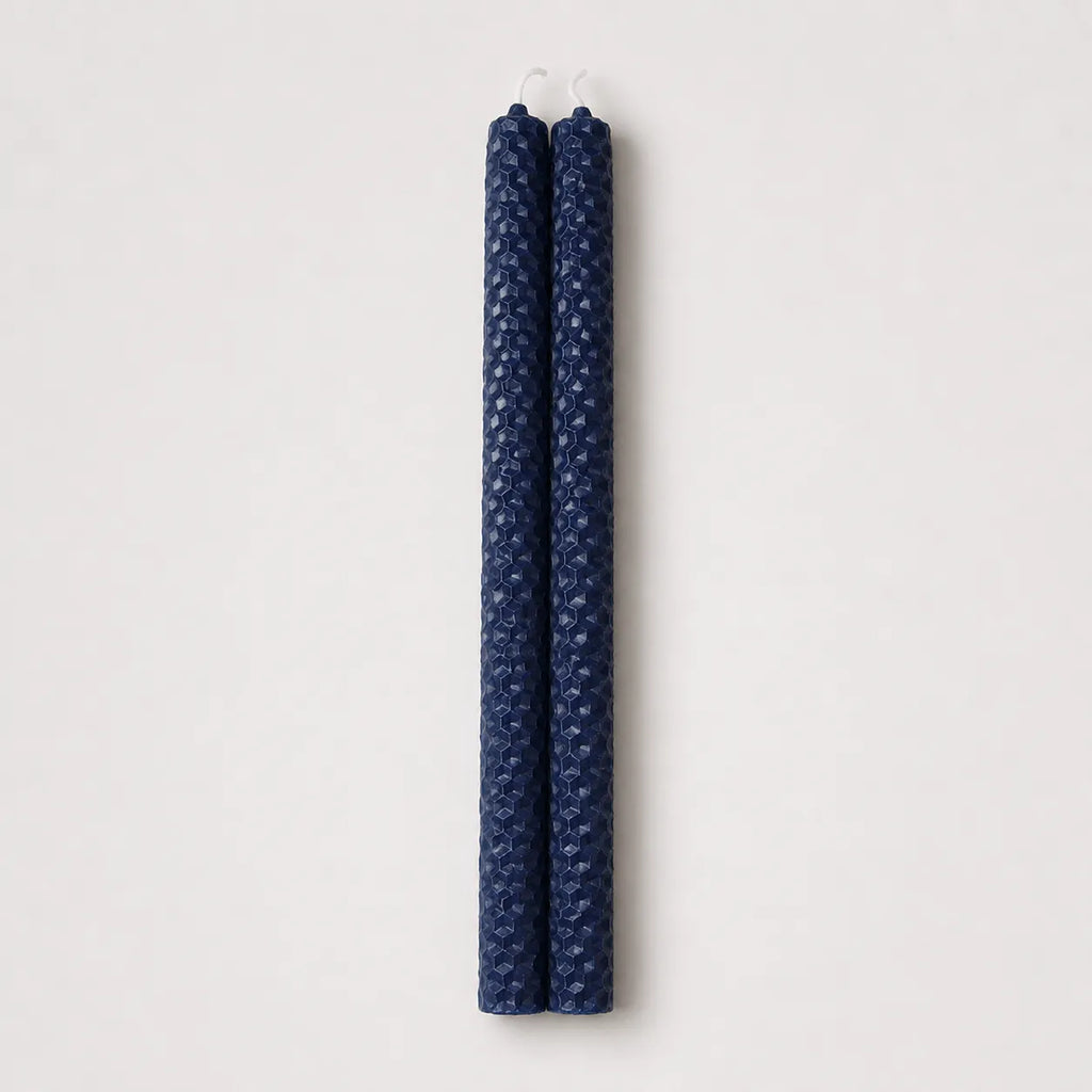 StillAura 25 cm beeswax taper candle set, elegant decorative candles perfect for living room decor.
